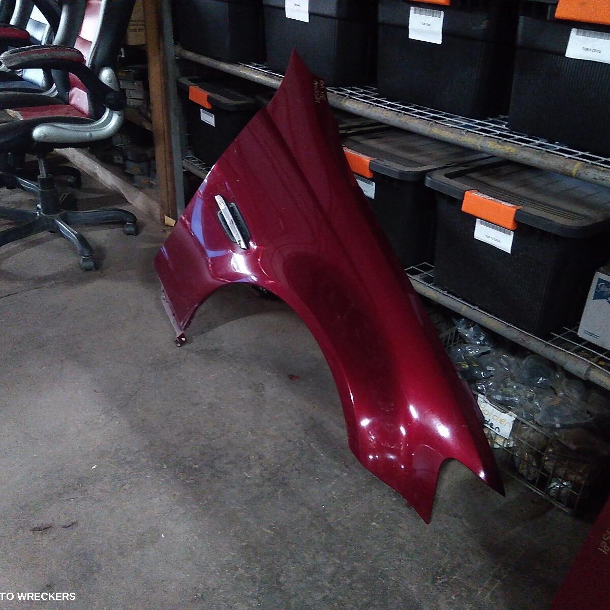 2006 HOLDEN COMMODORE Right Guard