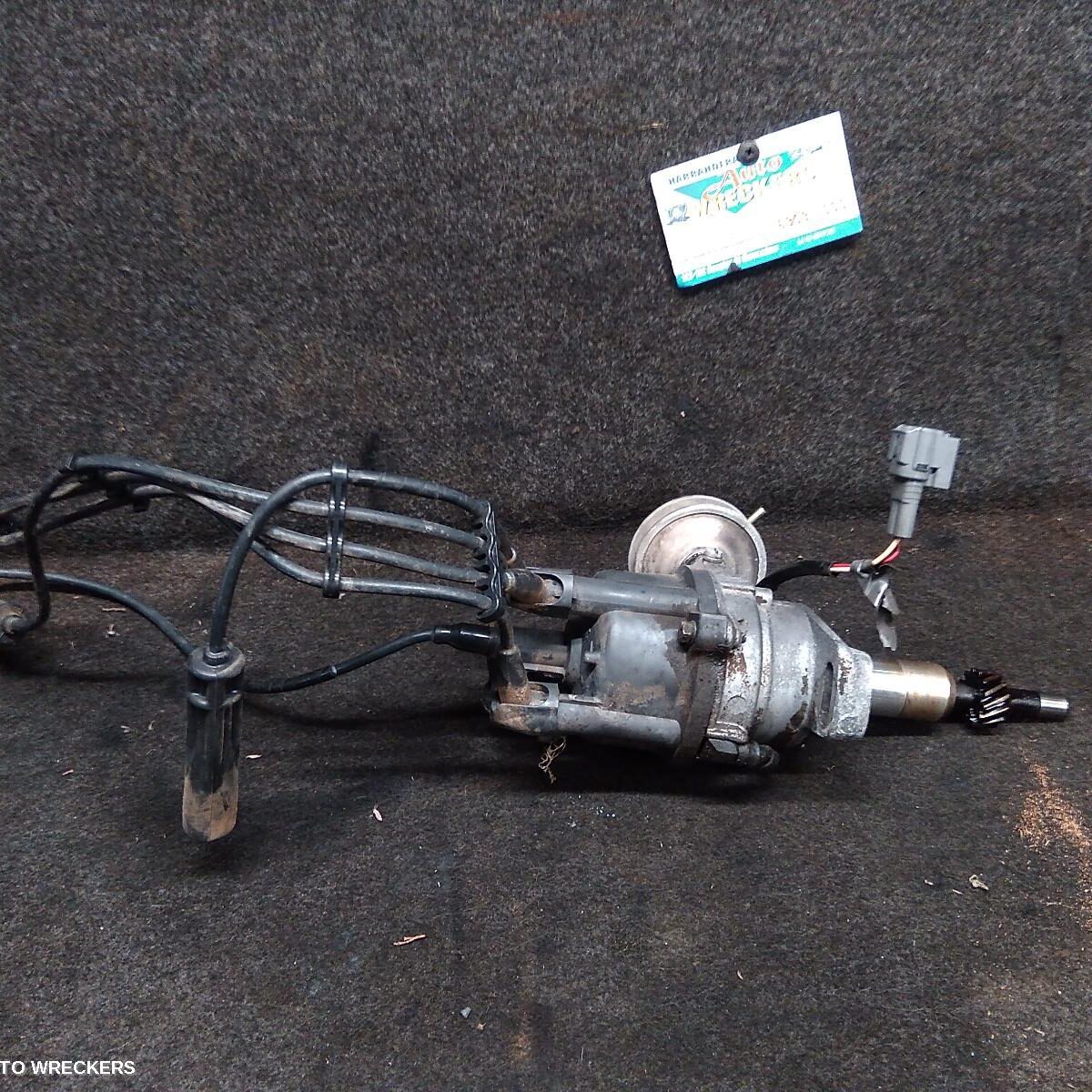 1996 TOYOTA HILUX Distributor