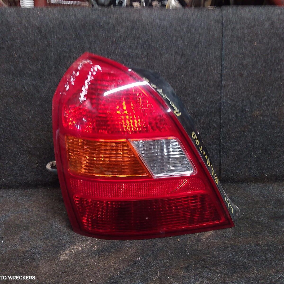 2002 HYUNDAI ELANTRA Left Taillight