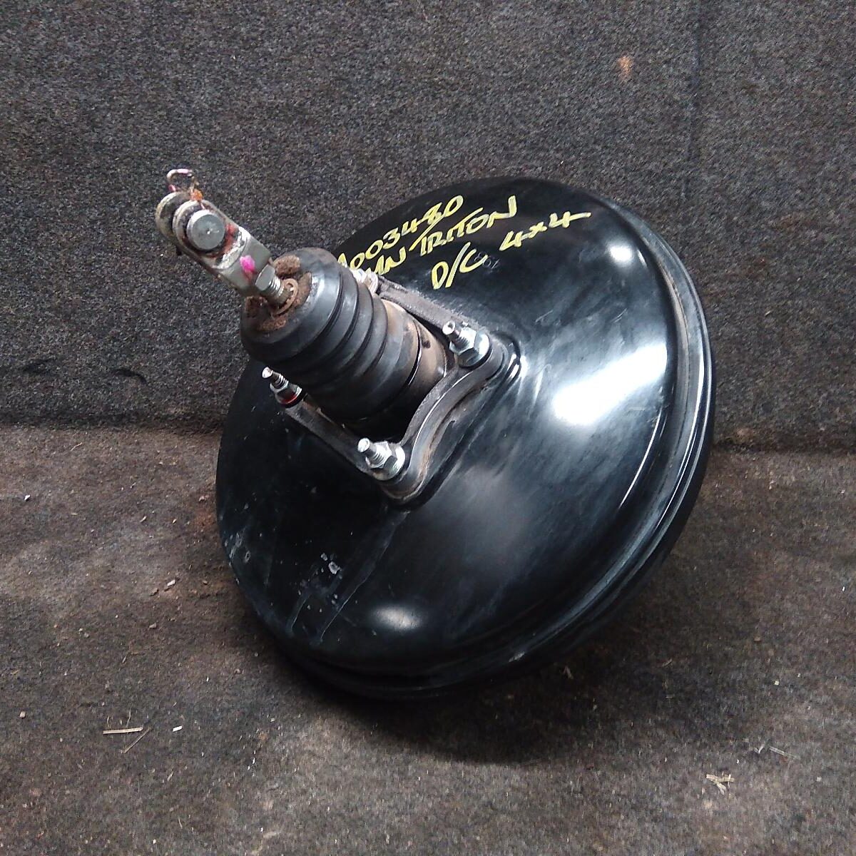 2014 MITSUBISHI TRITON BRAKE BOOSTER