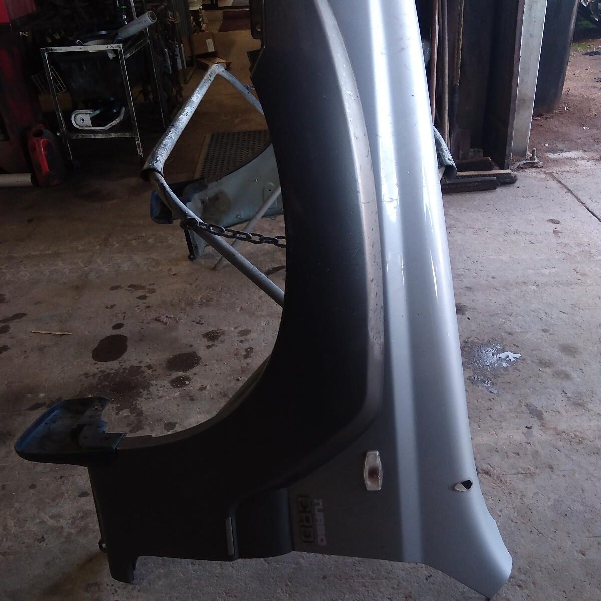 2007 HYUNDAI TERRACAN Left Guard