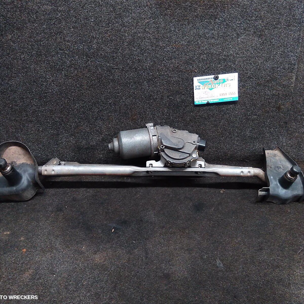 2011 SUZUKI SWIFT Wiper Motor