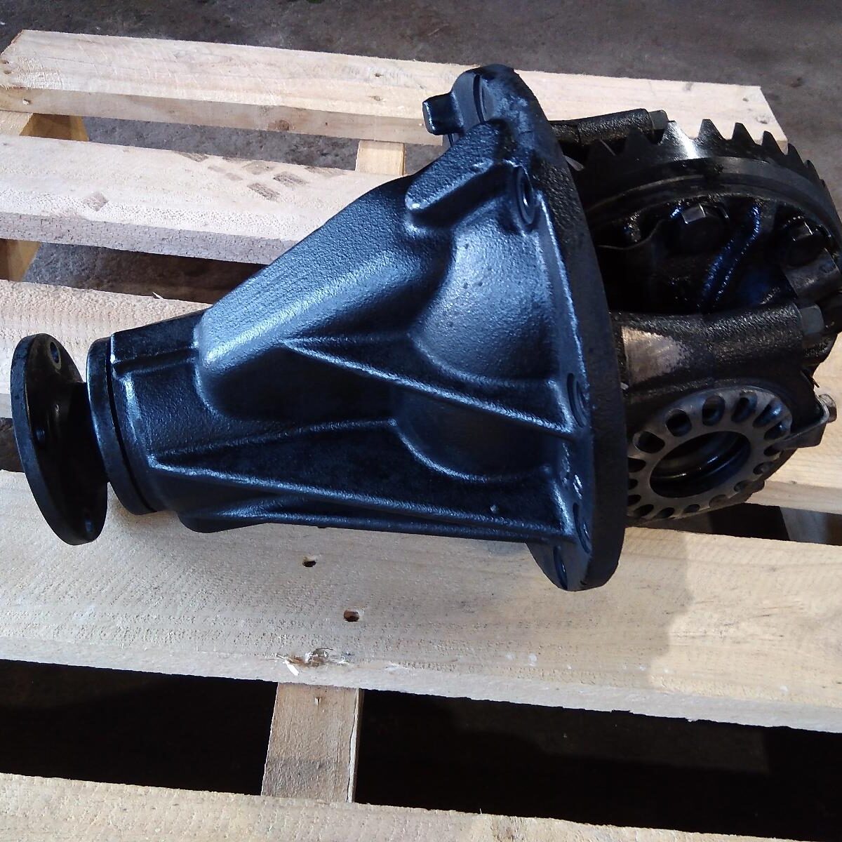 1996 TOYOTA HILUX DIFFERENTIAL CENTRE