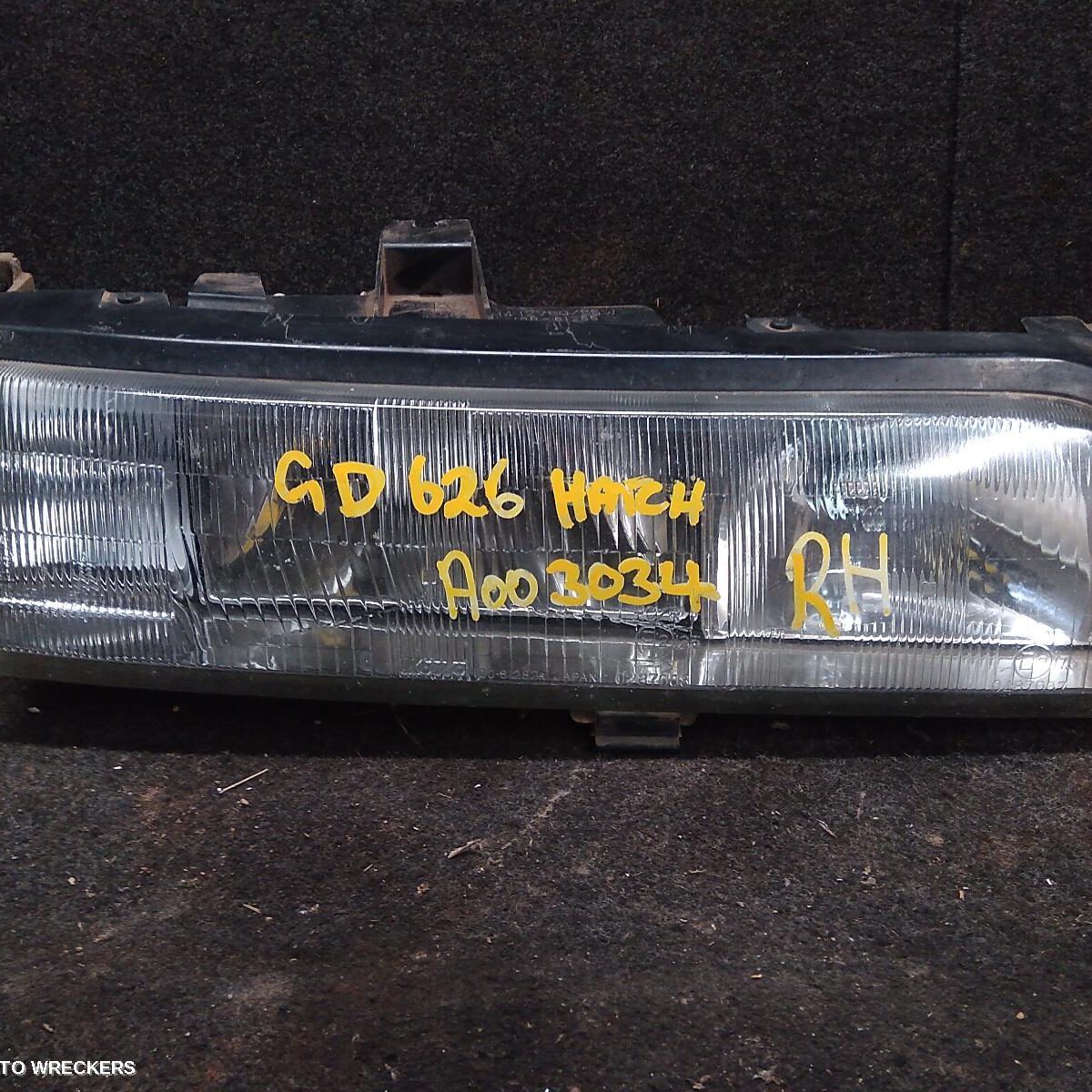 1989 MAZDA 626 Right Headlamp