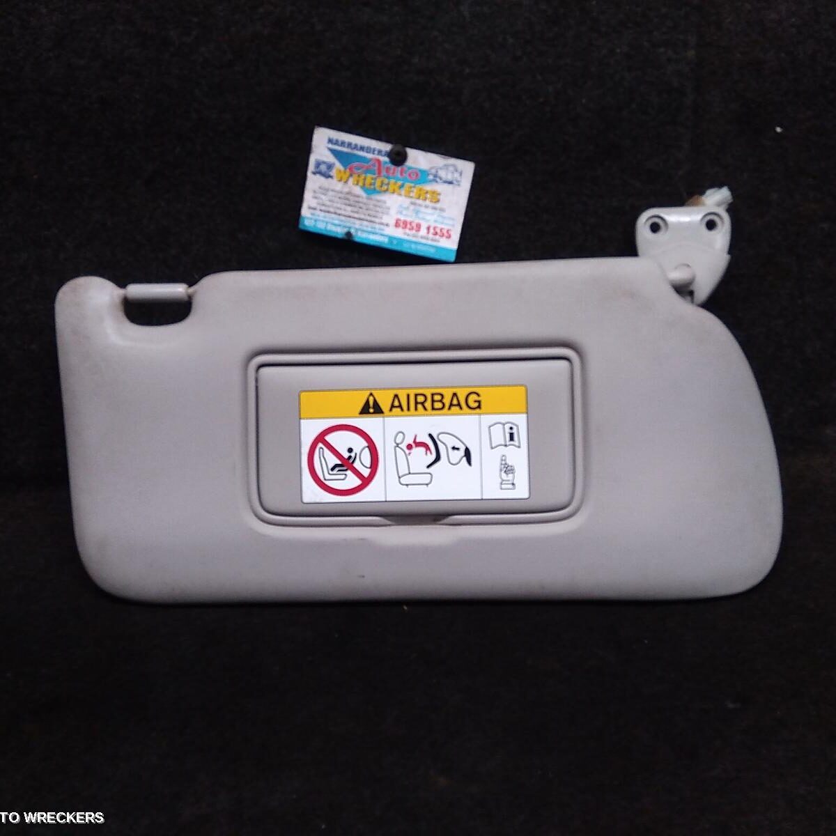 2019 NISSAN NAVARA Sunvisor
