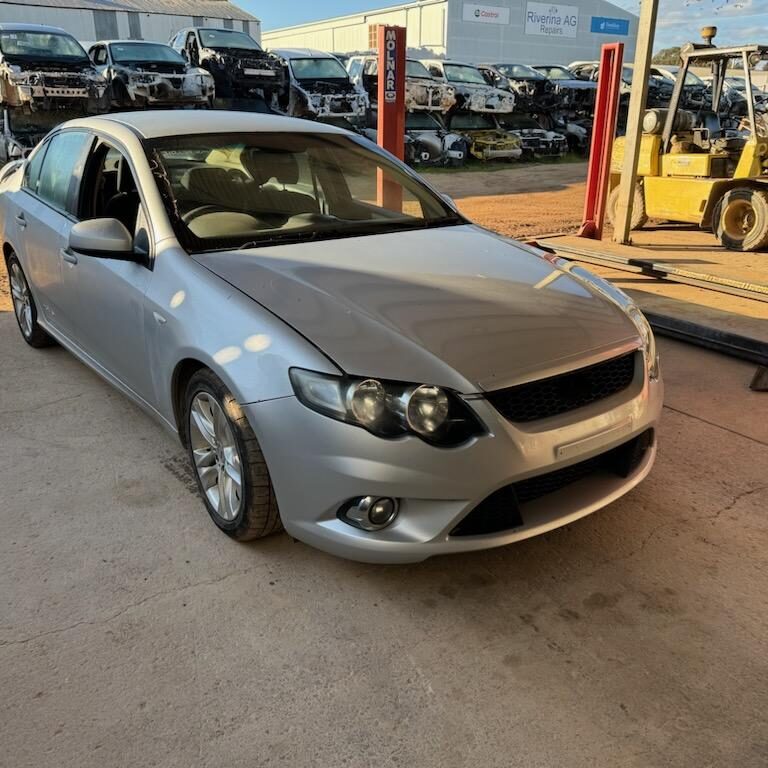 2009 FORD FALCON LEFT HEADLAMP