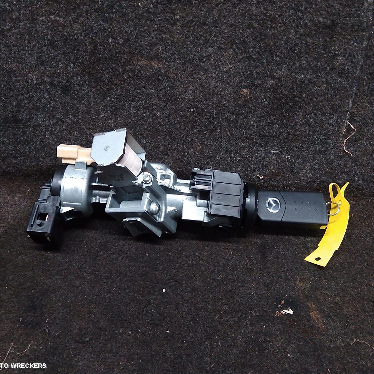 2008 MAZDA 3 Ignition W/ Key