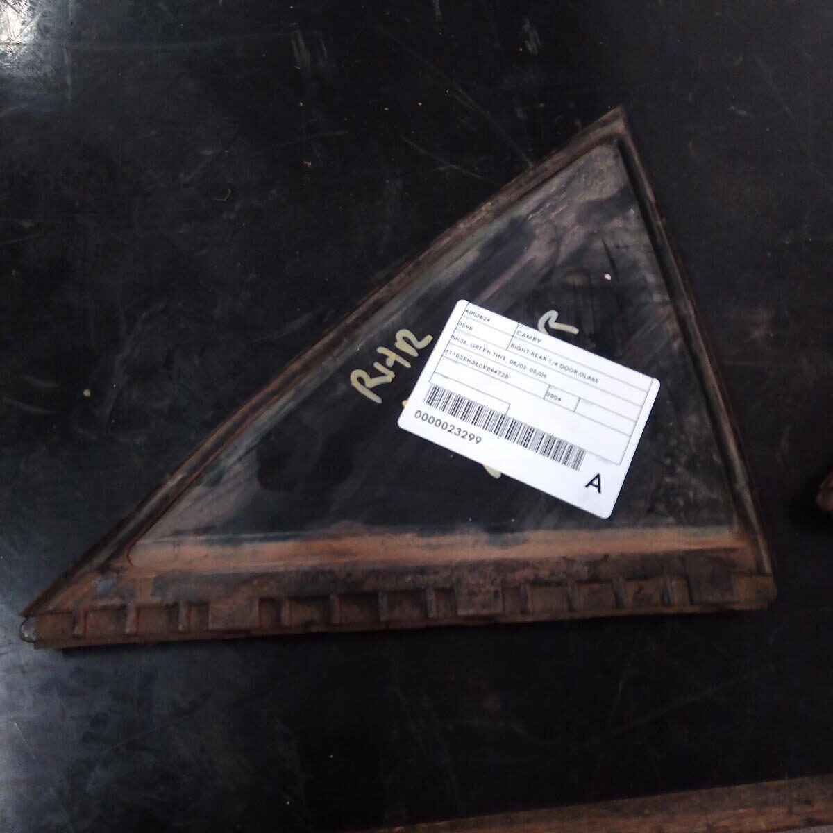 2004 TOYOTA CAMRY Right Rear 1/4 Door Glass