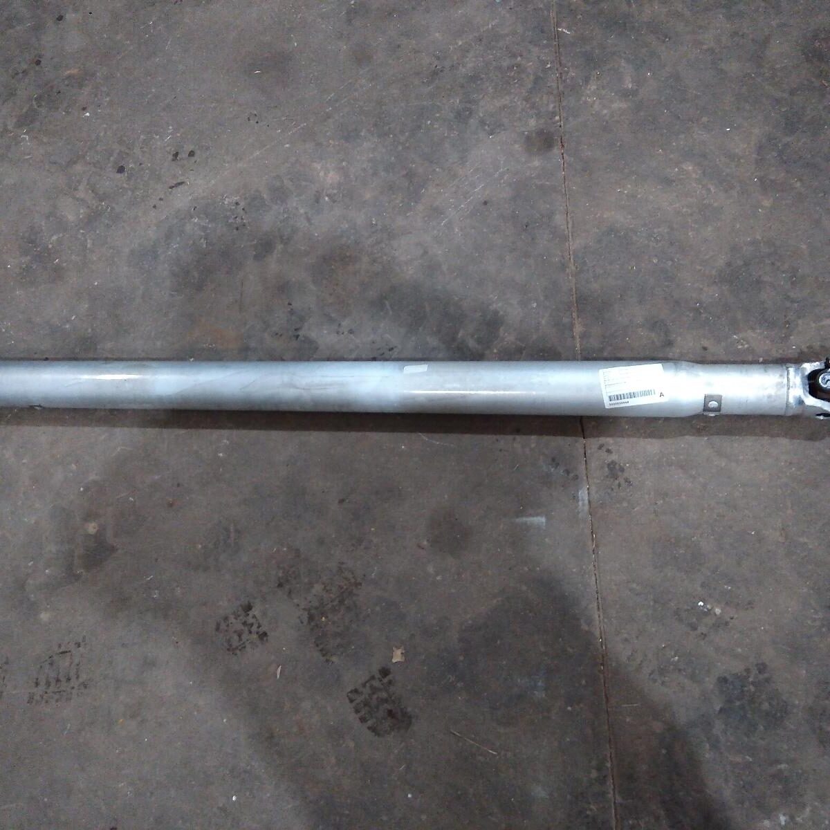 2002 FORD FALCON REAR DRIVE SHAFT