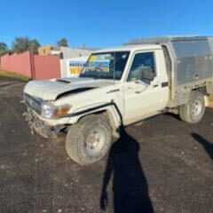 2016 TOYOTA LANDCRUISER SWIVEL HUB