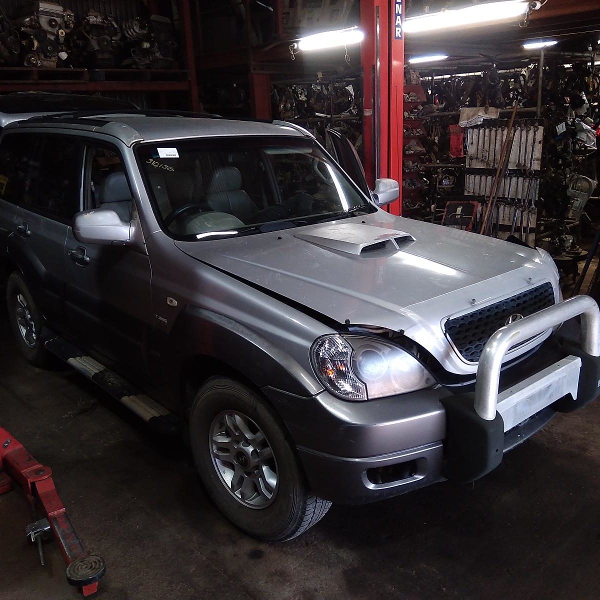 2007 HYUNDAI TERRACAN REAR/TAILGATE GLASS