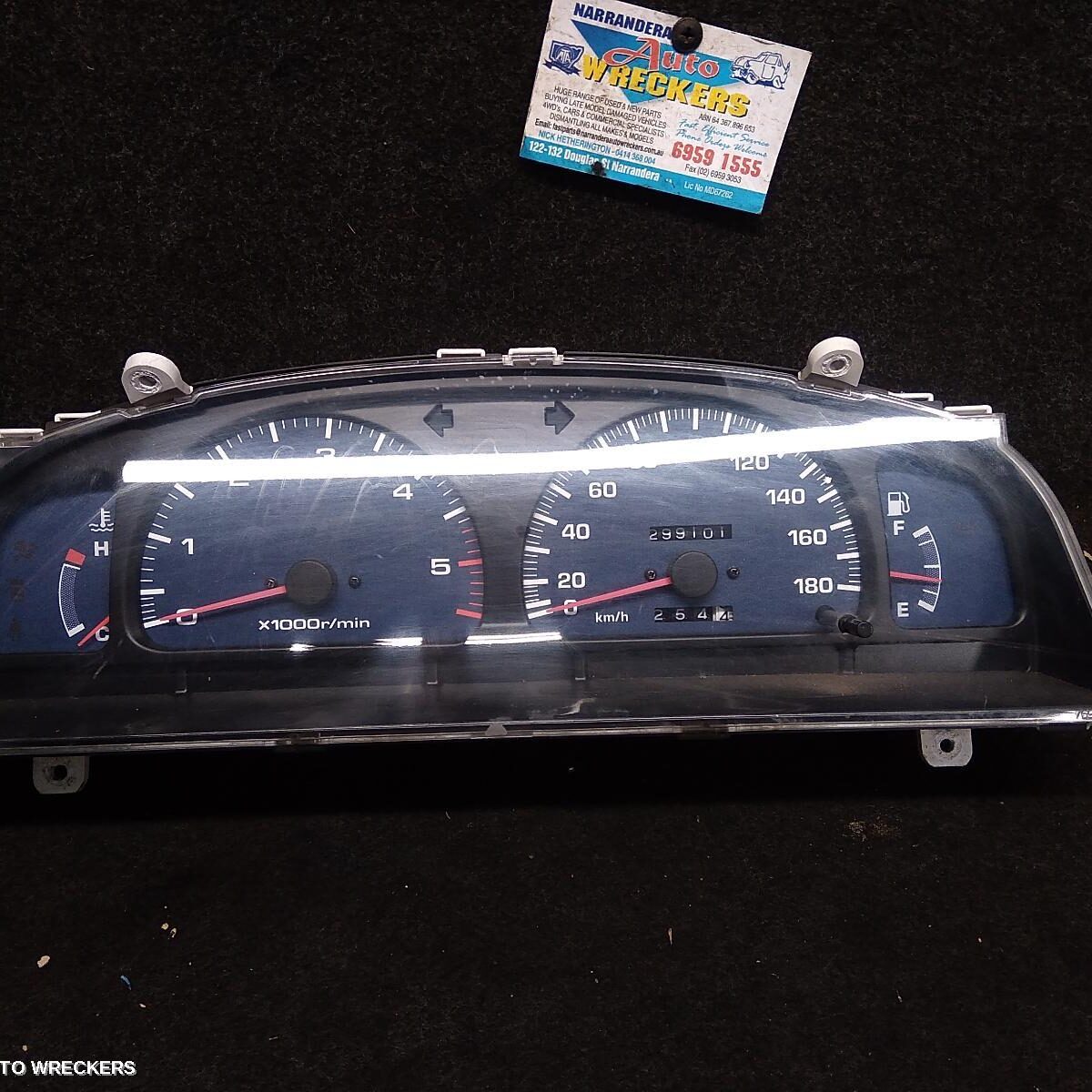 1999 TOYOTA HILUX Instrument Cluster