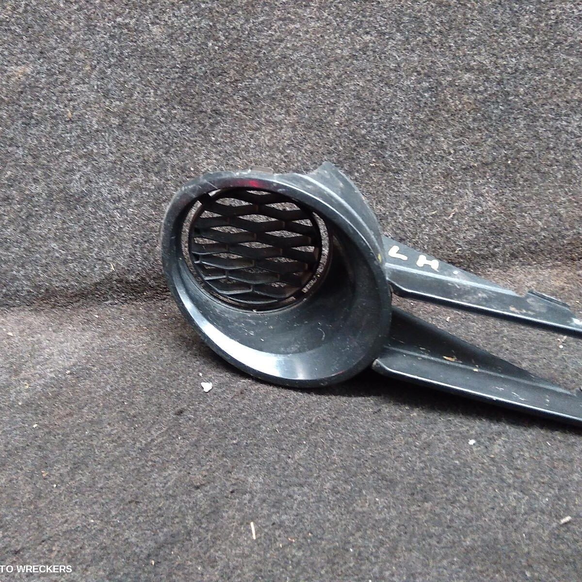 2008 FORD FALCON Grille