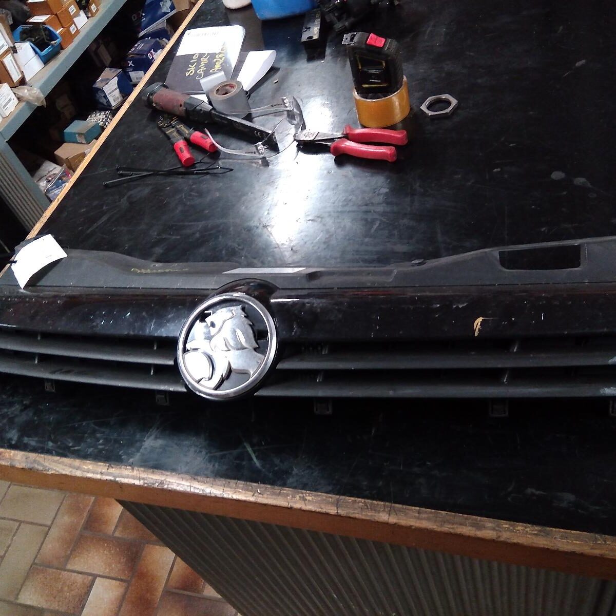 2006 HOLDEN ASTRA GRILLE