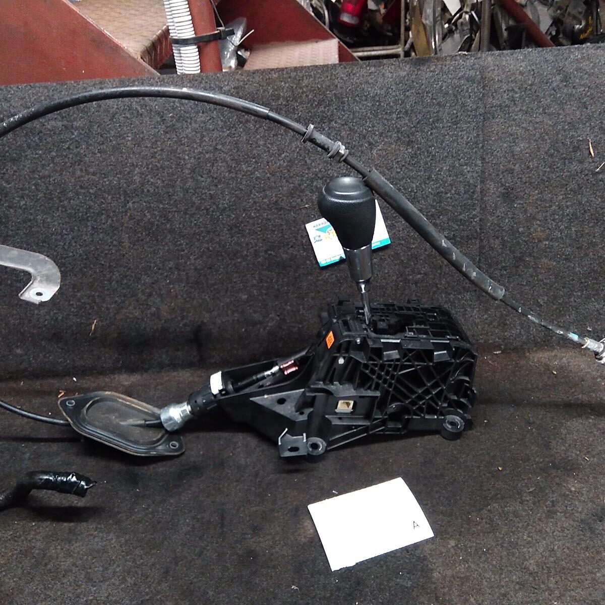 2013 TOYOTA RAV4 GEAR STICK/SHIFTER