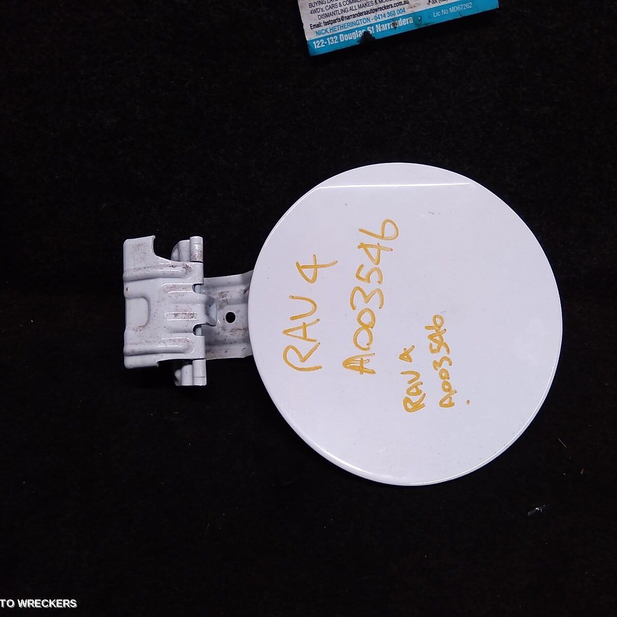 2013 TOYOTA RAV4 Fuel Door / Filler