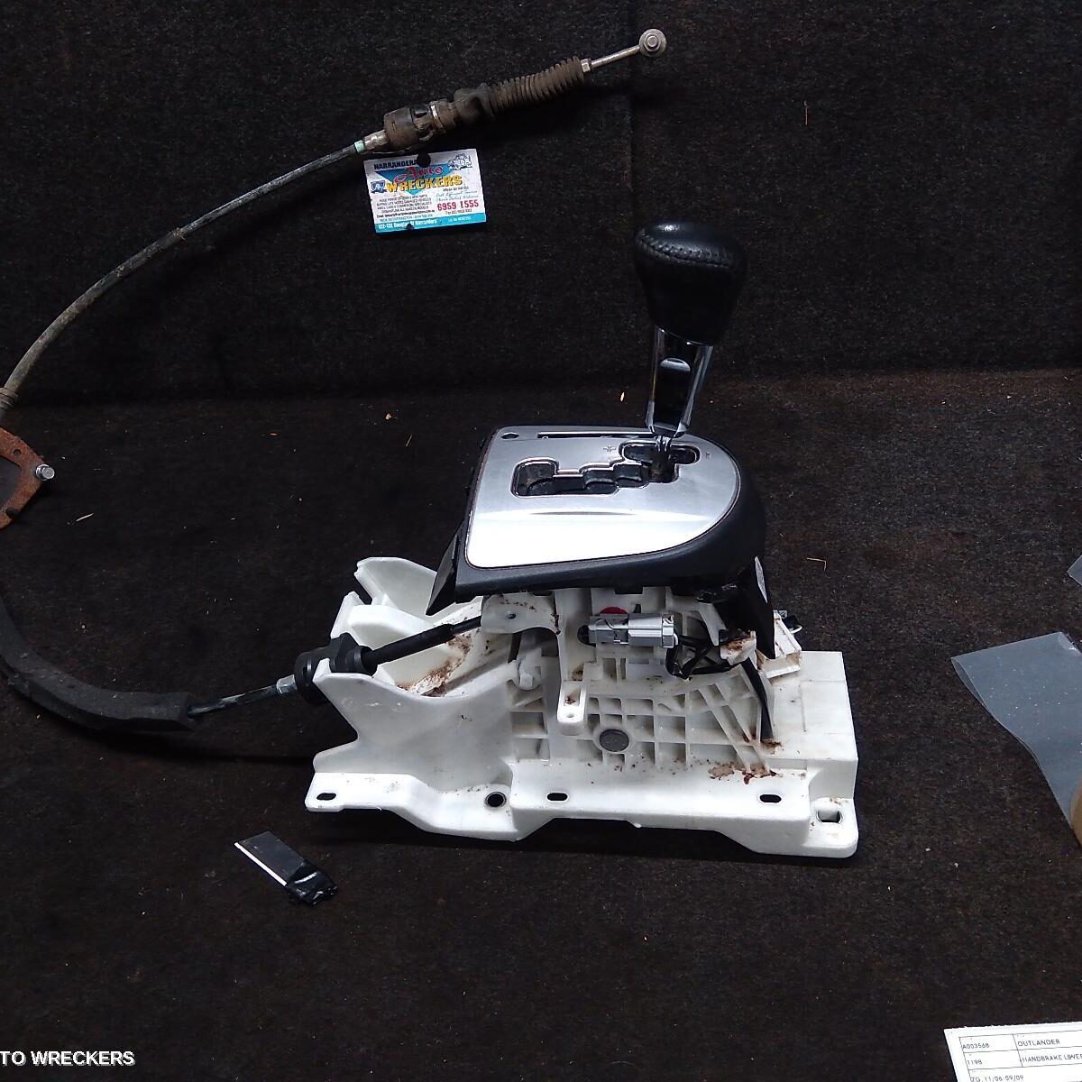 2009 MITSUBISHI OUTLANDER Gear Stick/Shifter