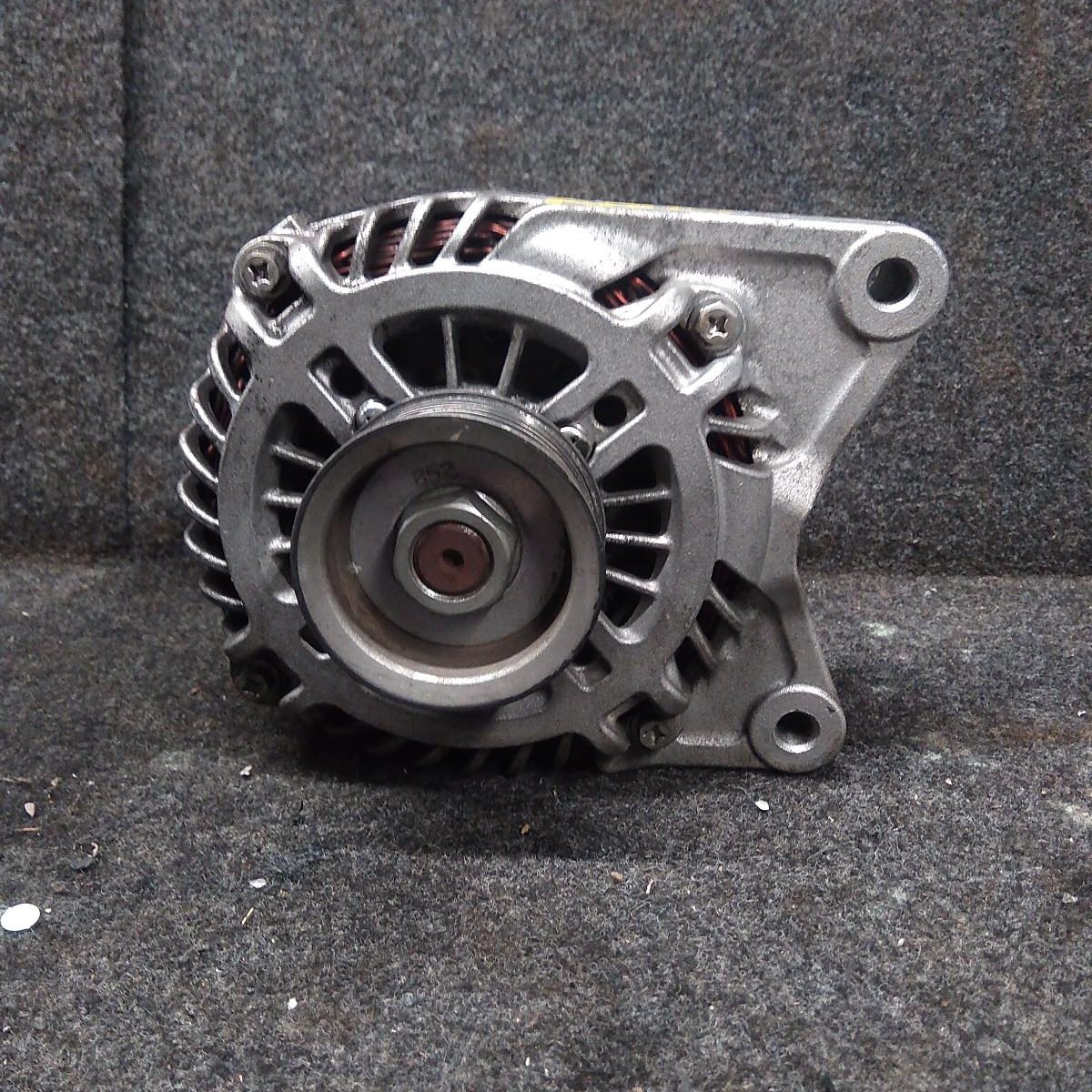 2010 FORD FALCON ALTERNATOR