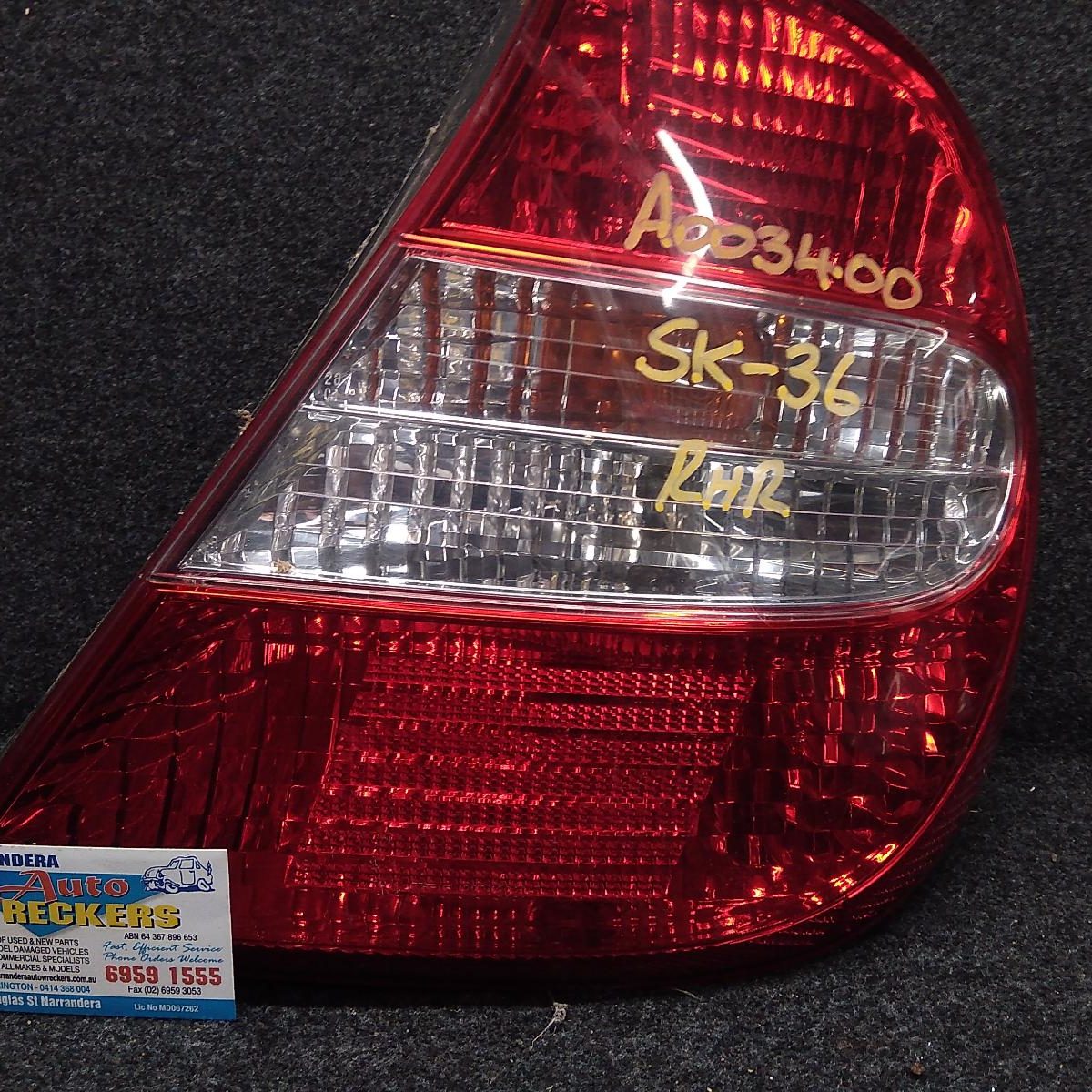 2003 TOYOTA CAMRY RIGHT TAILLIGHT