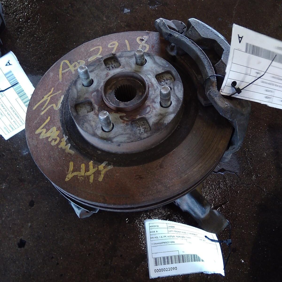 1999 FORD LASER LEFT FRONT HUB ASSEMBLY