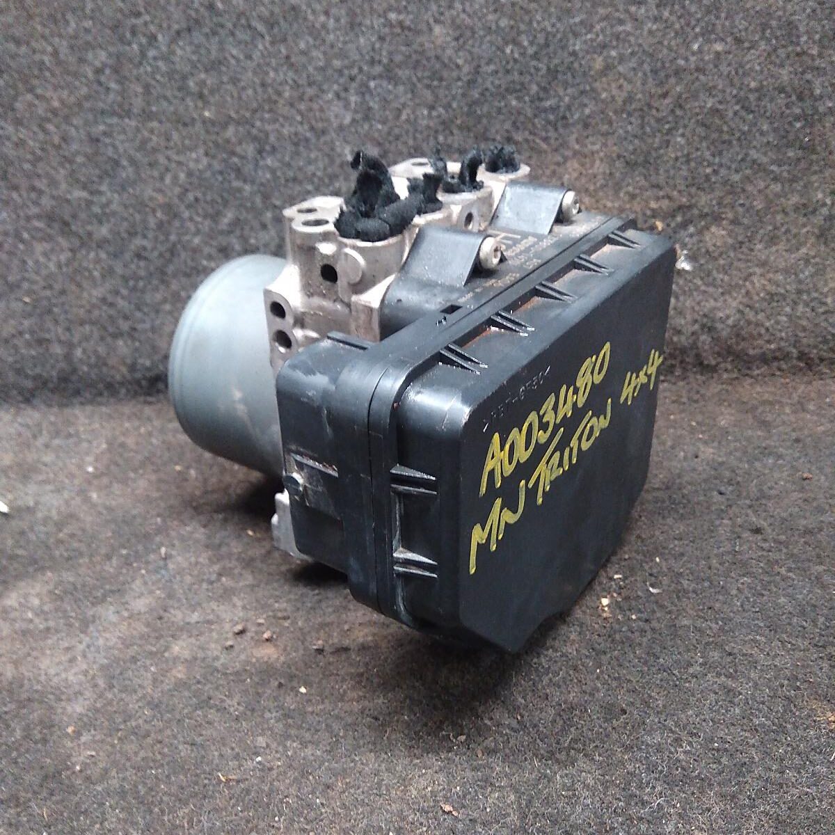 2014 MITSUBISHI TRITON ABS PUMP/MODULATOR