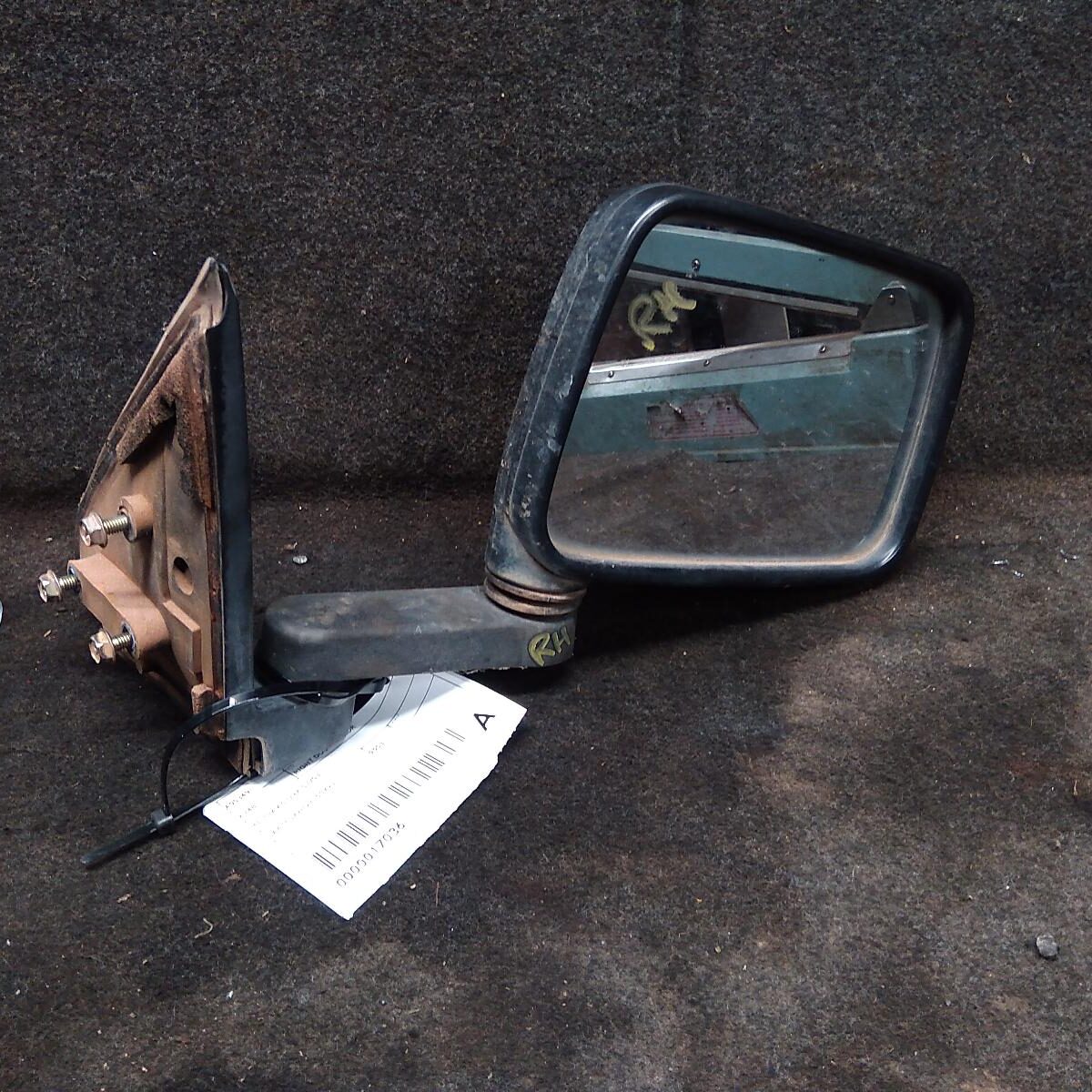 2003 HOLDEN RODEO RIGHT DOOR MIRROR