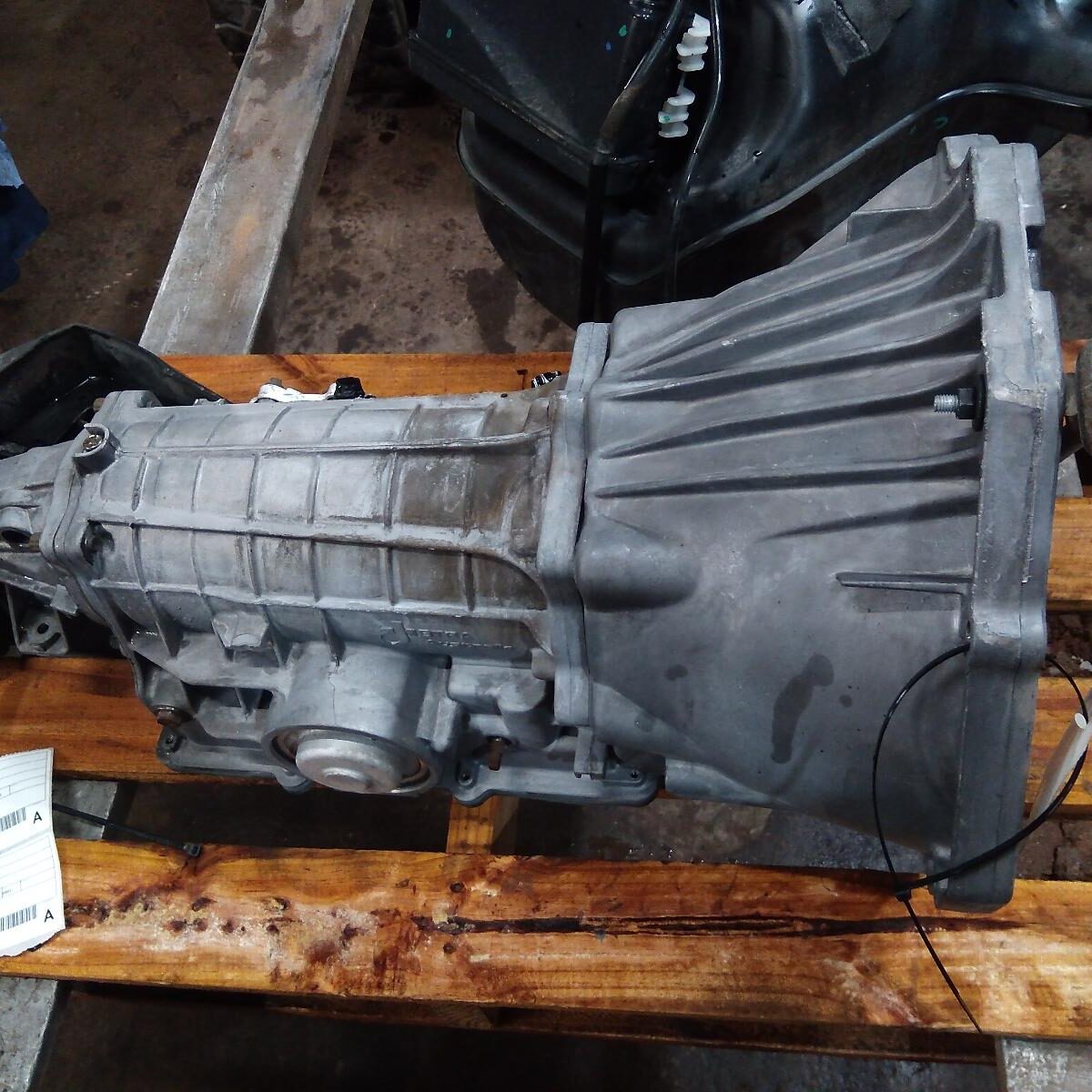 2002 FORD FALCON TRANS/GEARBOX