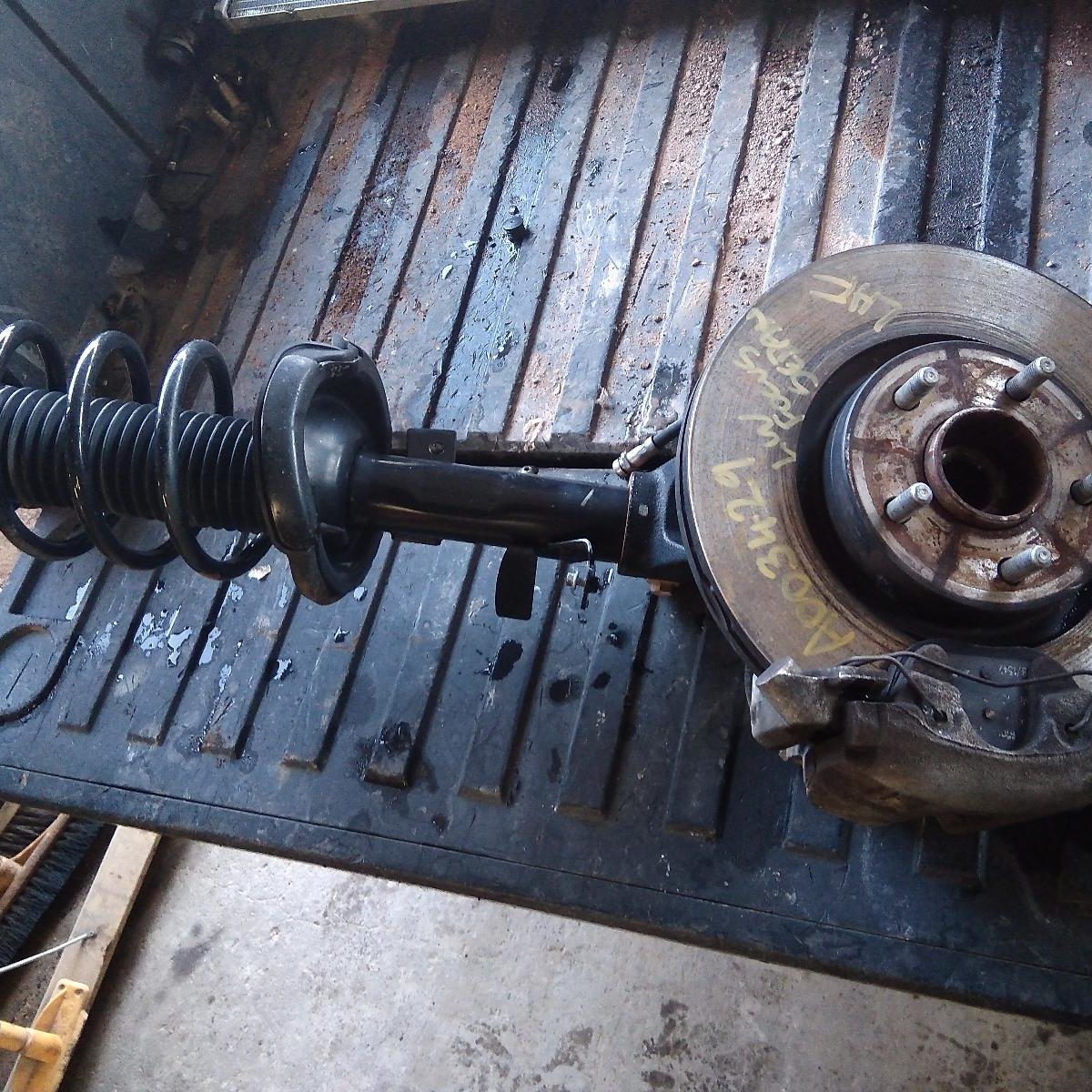 2011 FORD FOCUS LEFT FRONT STRUT