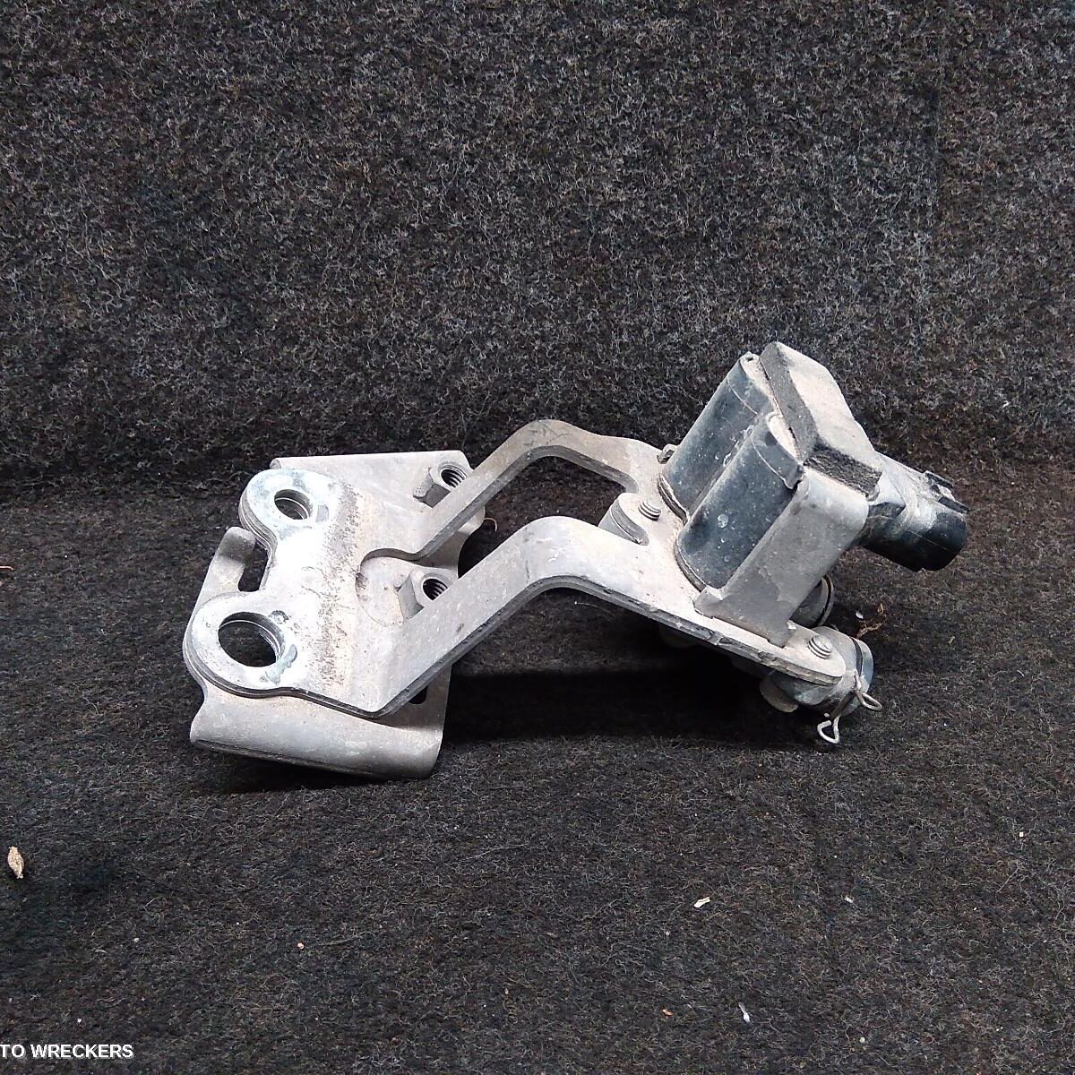 2012 TOYOTA PRADO Air Ride Compressor