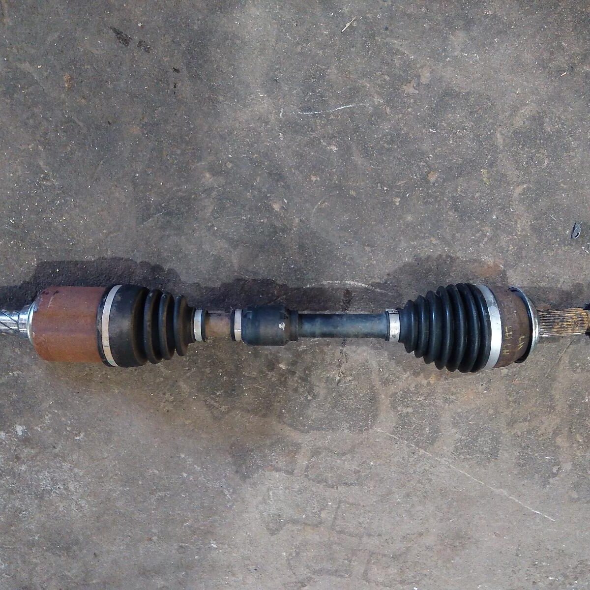 2016 NISSAN XTRAIL Left Driveshaft