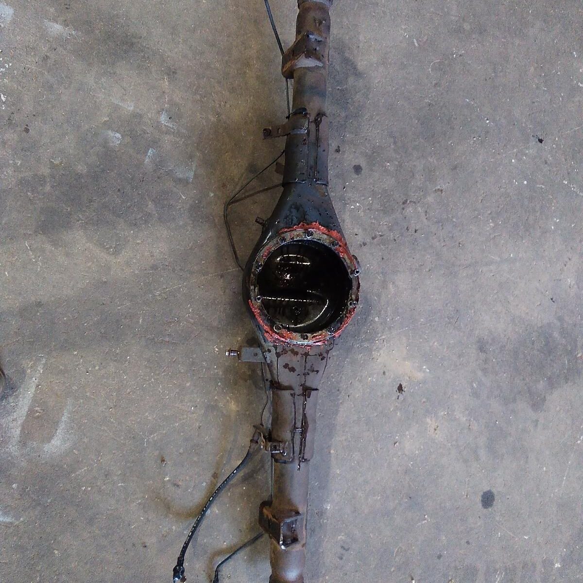 2004 TOYOTA HILUX Rear Diff Housing