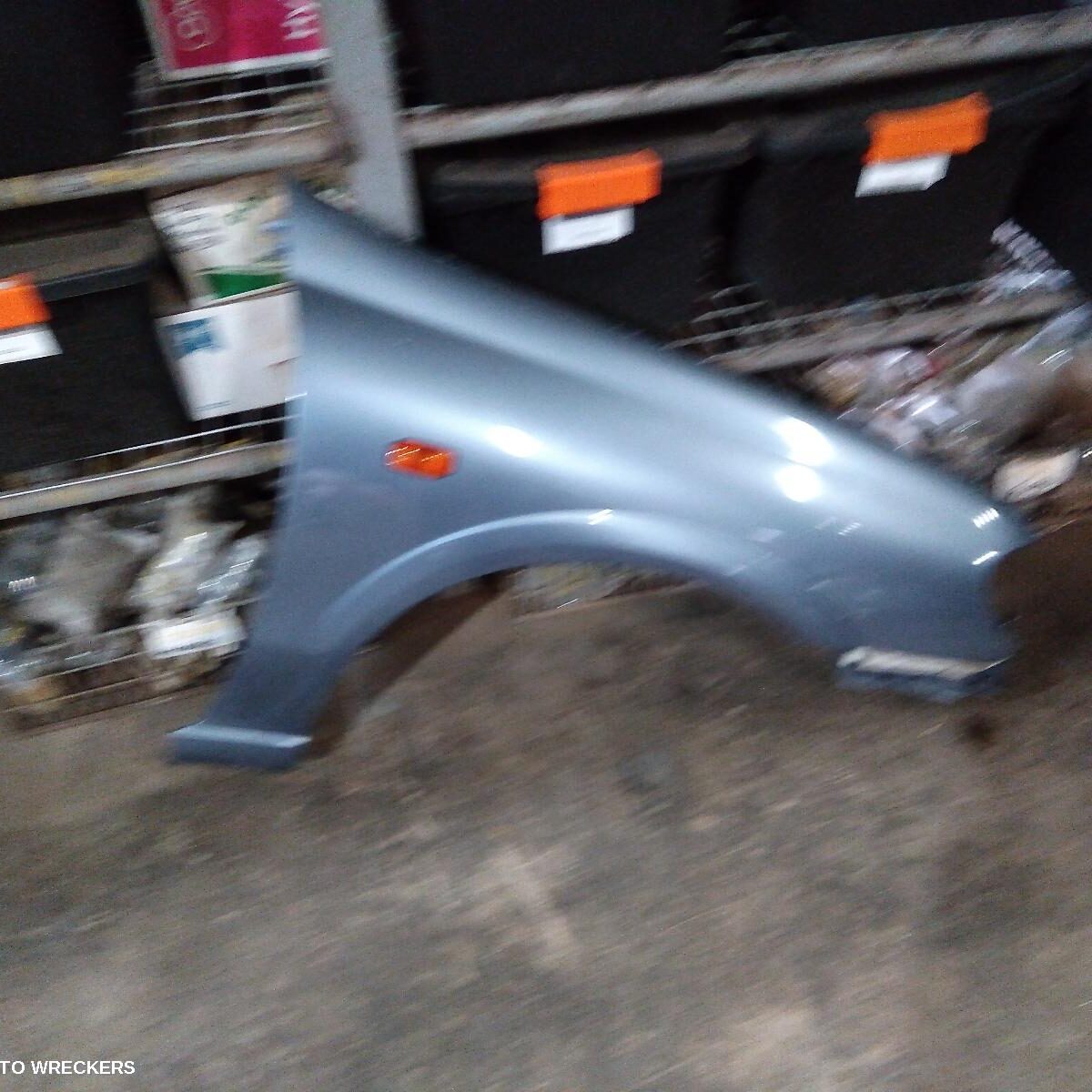 2004 NISSAN PULSAR Right Guard