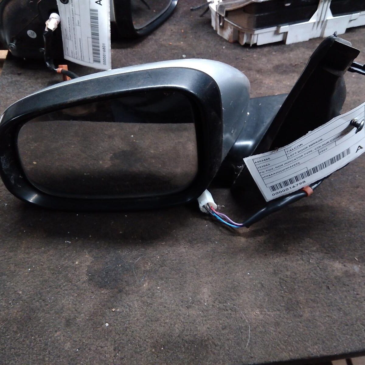 2009 FORD FALCON LEFT DOOR MIRROR