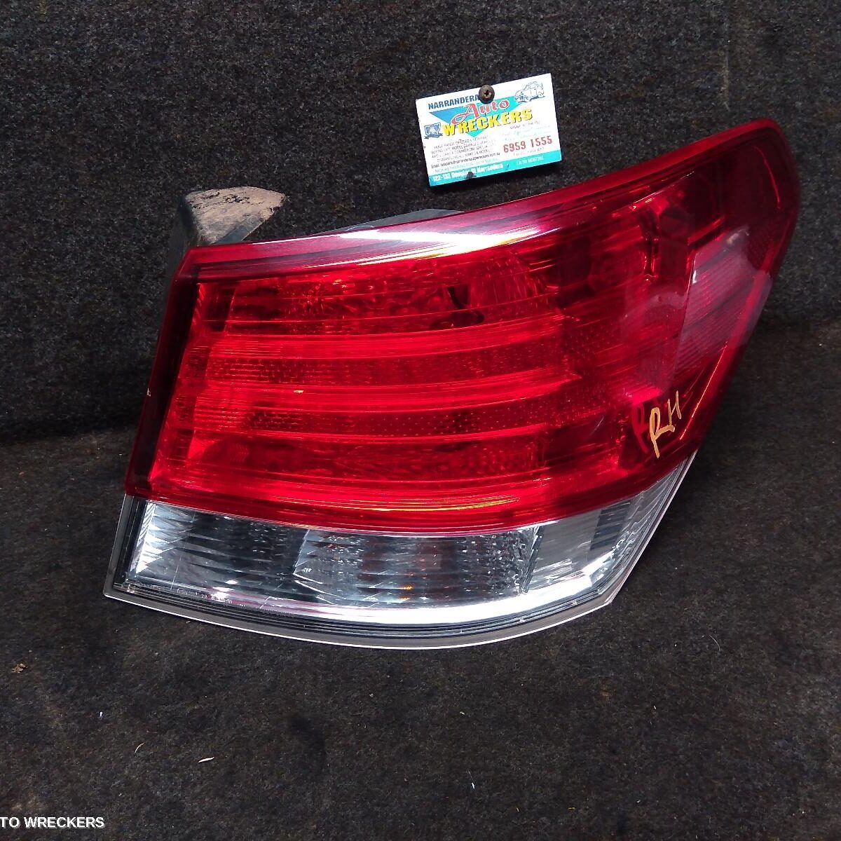 2011 SUBARU LIBERTY Right Taillight