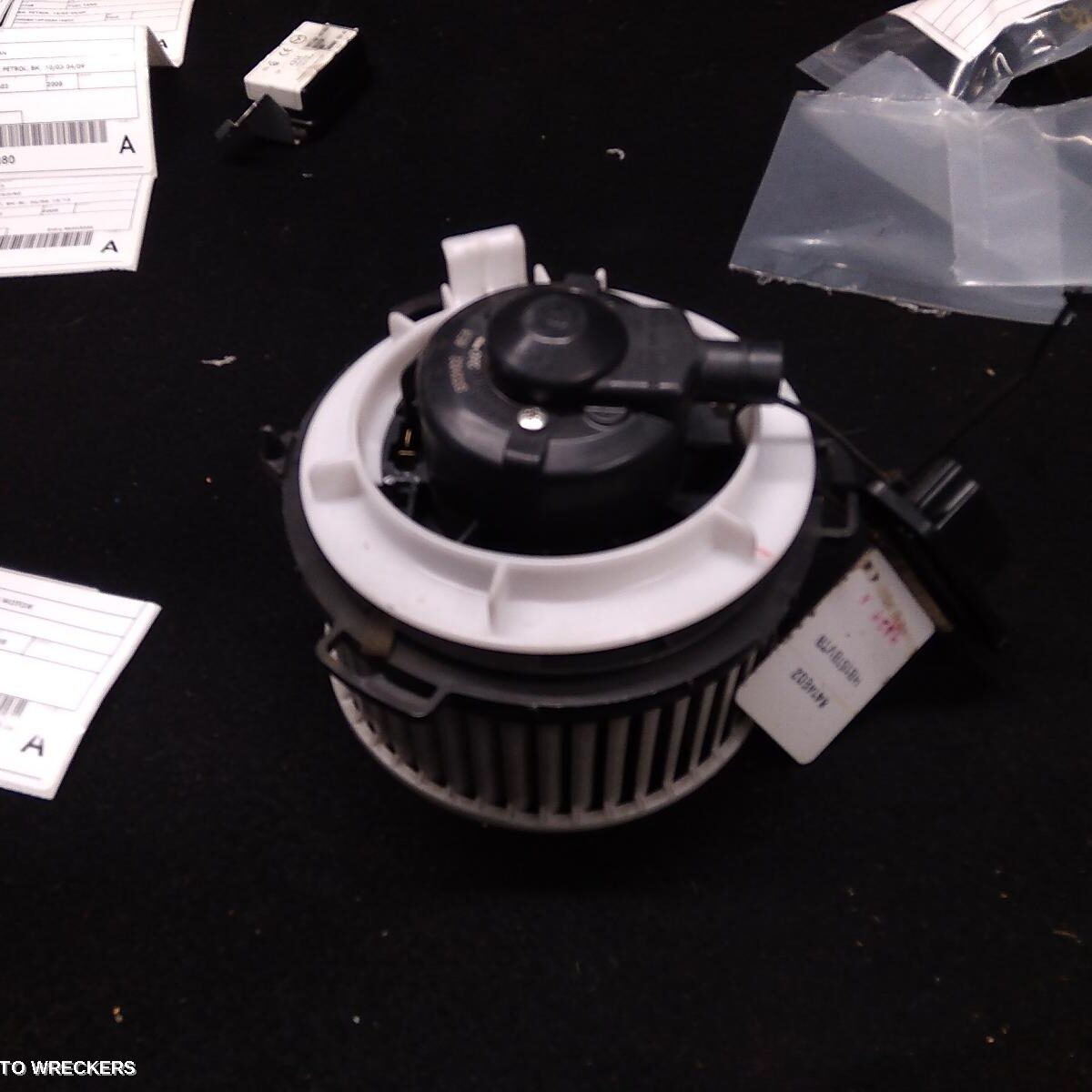 2008 MAZDA 3 Heater Fan Motor