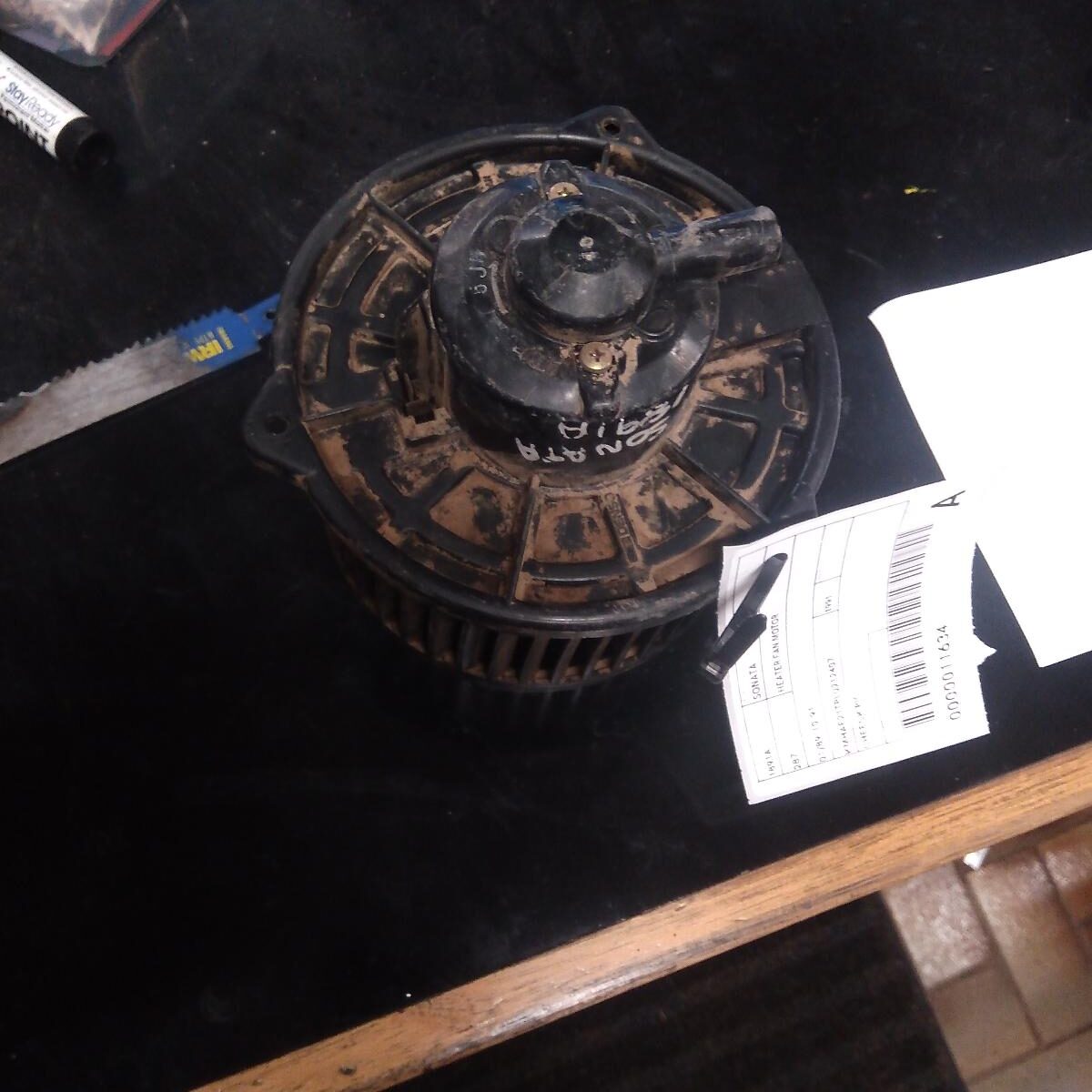 1991 HYUNDAI SONATA HEATER FAN MOTOR