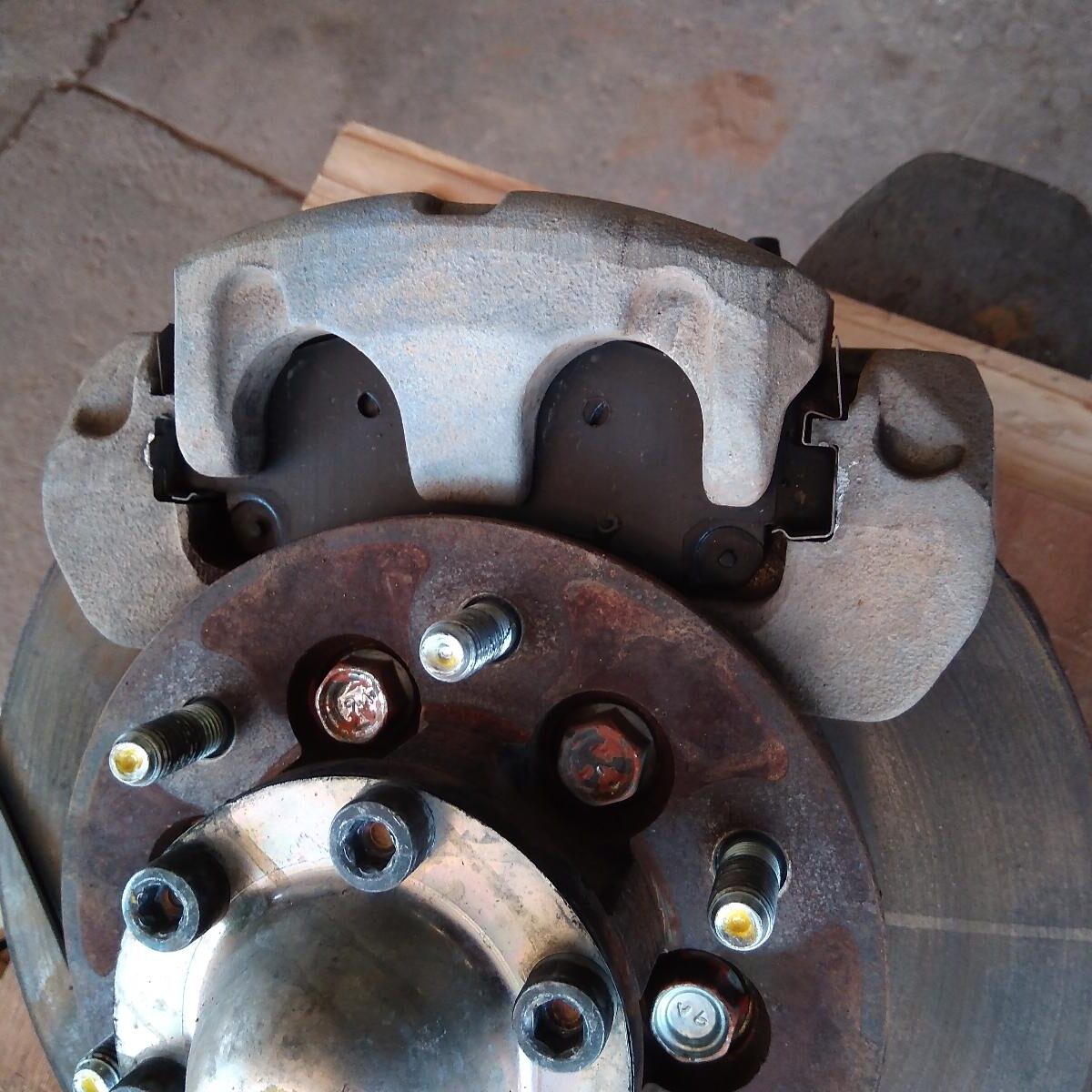 2011 HOLDEN COLORADO CALIPER