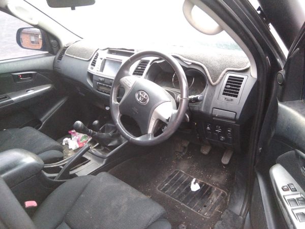 2014 TOYOTA HILUX CONSOLE