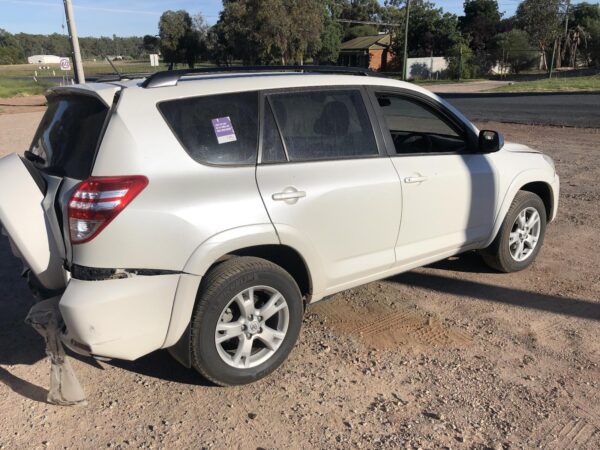 2012 TOYOTA RAV4 RADIATOR